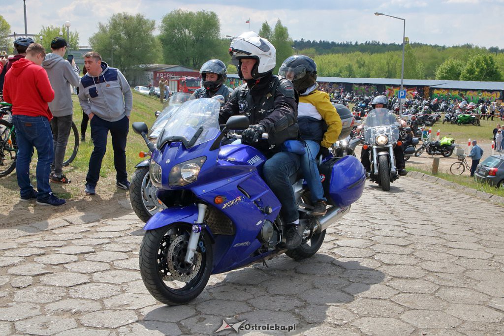 Rozpoczęcie sezonu motocyklowego i parada ulicami miasta [11.05.2019] - zdjęcie #76 - eOstroleka.pl