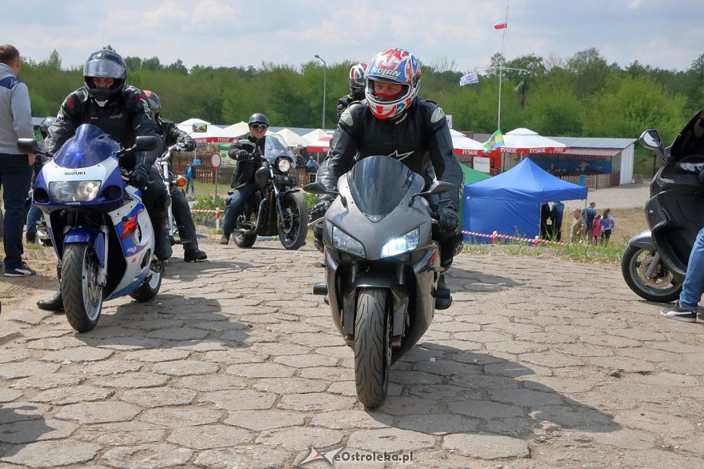 Rozpoczęcie sezonu motocyklowego i parada ulicami miasta [11.05.2019] - zdjęcie #92 - eOstroleka.pl