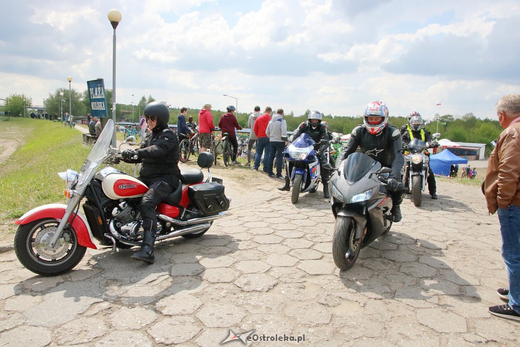 Rozpoczęcie sezonu motocyklowego i parada ulicami miasta [11.05.2019] - zdjęcie #91 - eOstroleka.pl