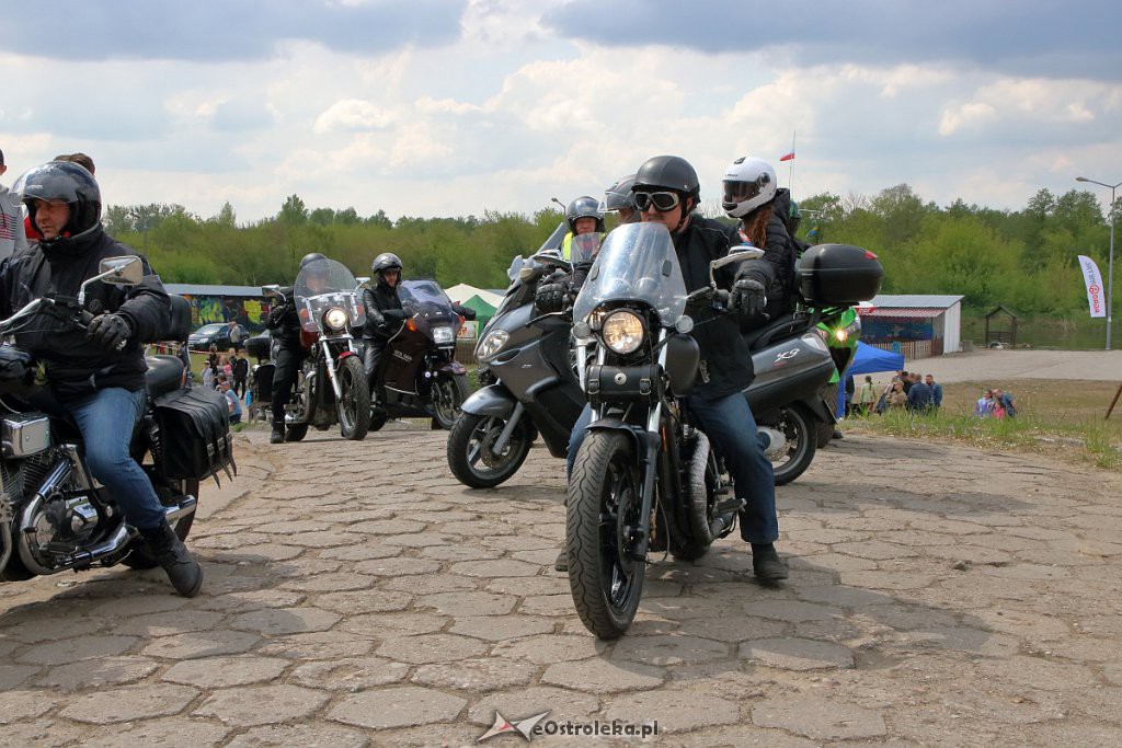 Rozpoczęcie sezonu motocyklowego i parada ulicami miasta [11.05.2019] - zdjęcie #85 - eOstroleka.pl