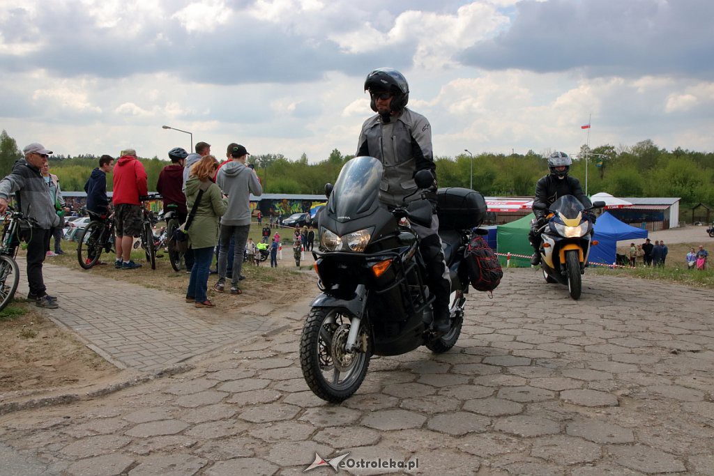 Rozpoczęcie sezonu motocyklowego i parada ulicami miasta [11.05.2019] - zdjęcie #78 - eOstroleka.pl