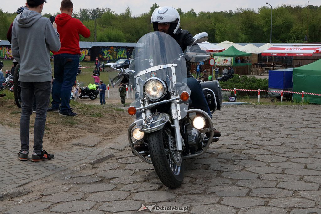 Rozpoczęcie sezonu motocyklowego i parada ulicami miasta [11.05.2019] - zdjęcie #74 - eOstroleka.pl