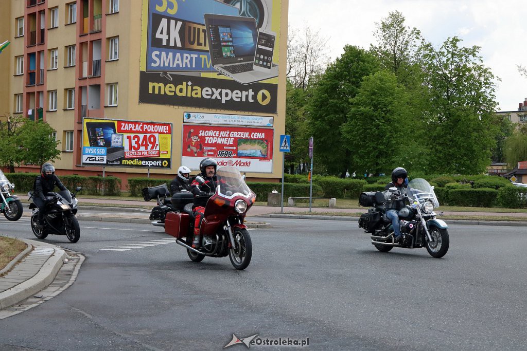 Rozpoczęcie sezonu motocyklowego i parada ulicami miasta [11.05.2019] - zdjęcie #61 - eOstroleka.pl