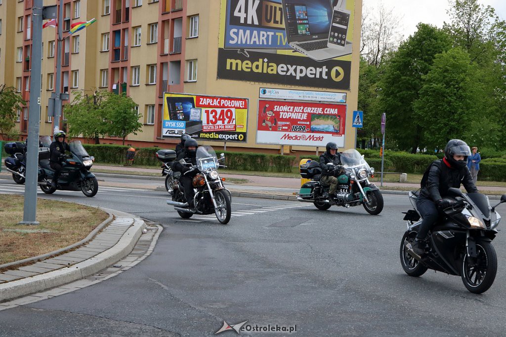 Rozpoczęcie sezonu motocyklowego i parada ulicami miasta [11.05.2019] - zdjęcie #59 - eOstroleka.pl