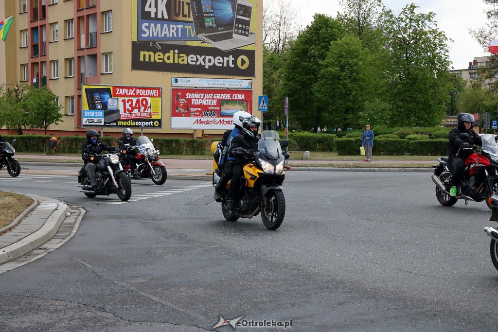 Rozpoczęcie sezonu motocyklowego i parada ulicami miasta [11.05.2019] - zdjęcie #54 - eOstroleka.pl
