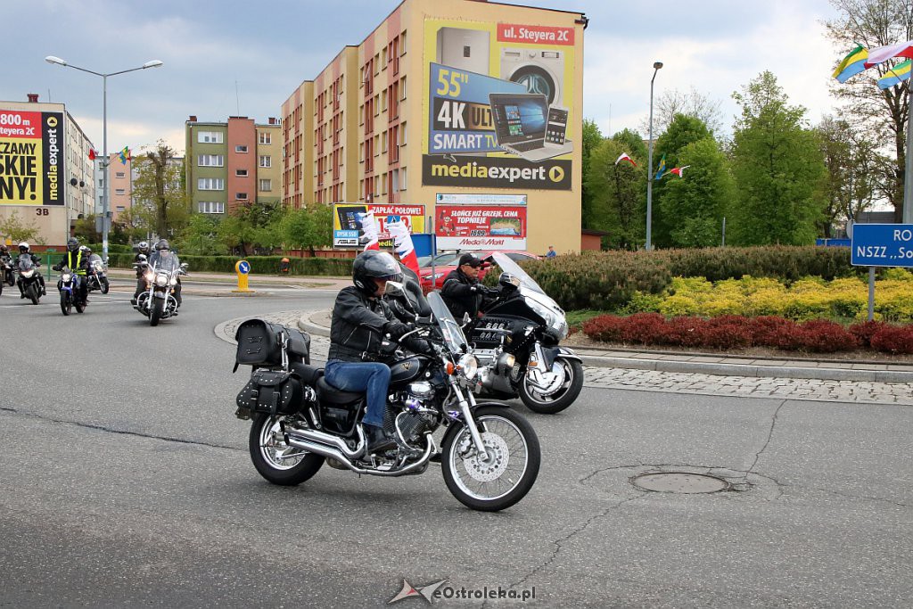 Rozpoczęcie sezonu motocyklowego i parada ulicami miasta [11.05.2019] - zdjęcie #17 - eOstroleka.pl