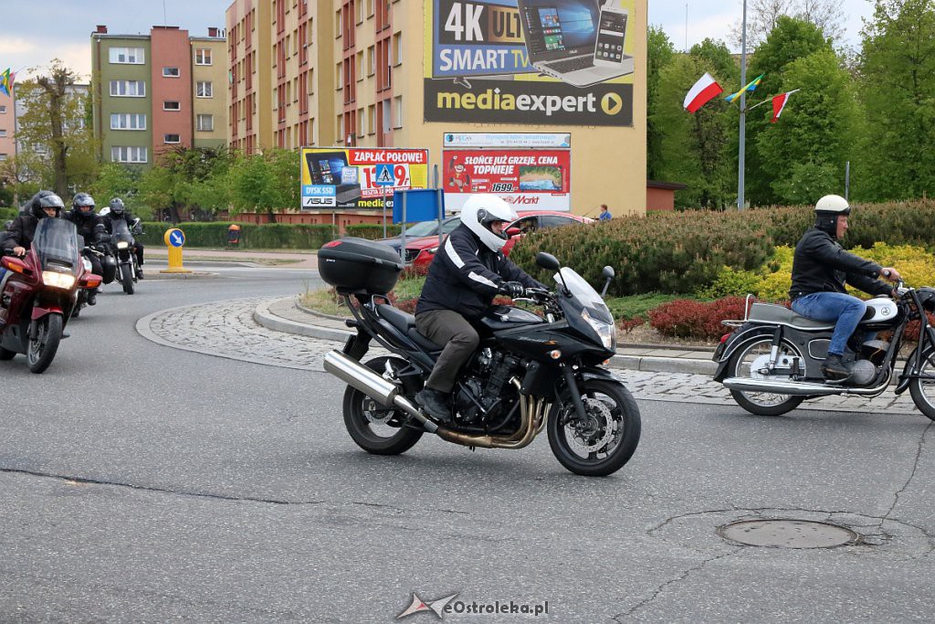 Rozpoczęcie sezonu motocyklowego i parada ulicami miasta [11.05.2019] - zdjęcie #13 - eOstroleka.pl