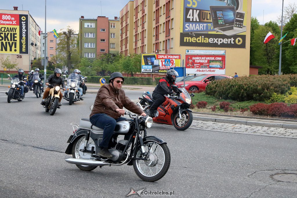 Rozpoczęcie sezonu motocyklowego i parada ulicami miasta [11.05.2019] - zdjęcie #8 - eOstroleka.pl