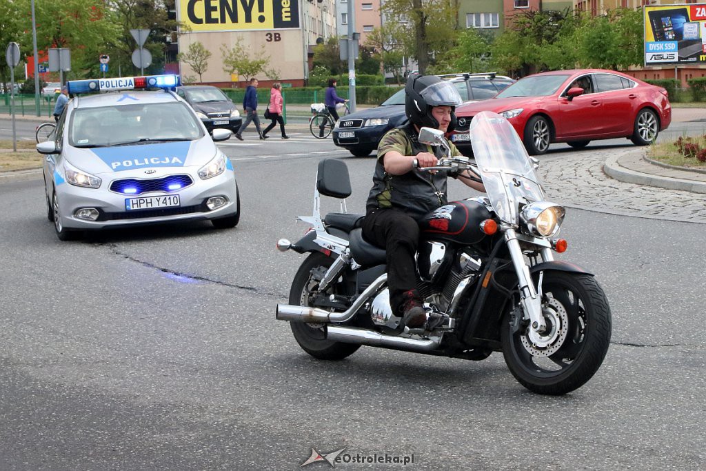 Rozpoczęcie sezonu motocyklowego i parada ulicami miasta [11.05.2019] - zdjęcie #1 - eOstroleka.pl