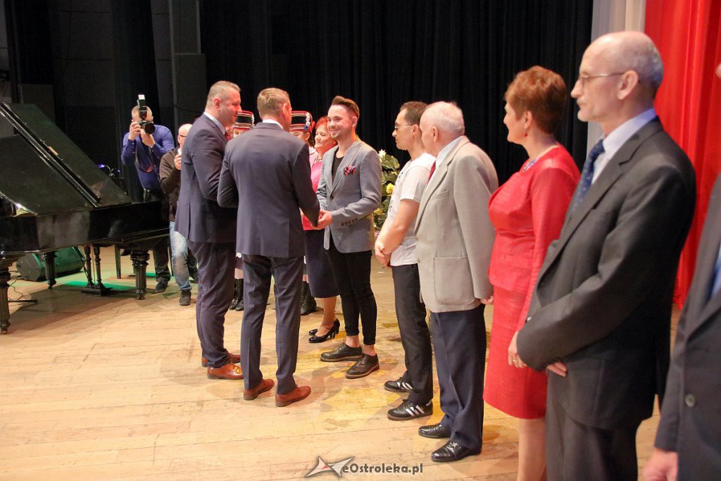 Uroczysta sesja Rady Miasta z okazji Dni Ostrołęki [12.05.2019] - zdjęcie #45 - eOstroleka.pl