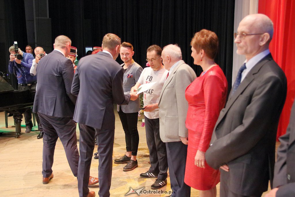Uroczysta sesja Rady Miasta z okazji Dni Ostrołęki [12.05.2019] - zdjęcie #39 - eOstroleka.pl