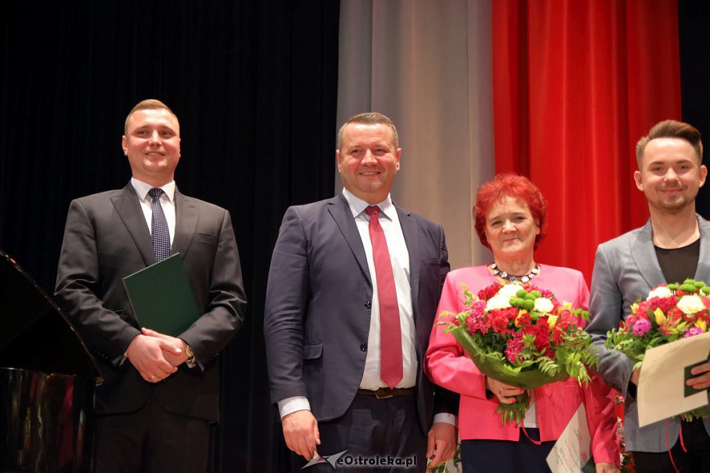 Uroczysta sesja Rady Miasta z okazji Dni Ostrołęki [12.05.2019] - zdjęcie #23 - eOstroleka.pl