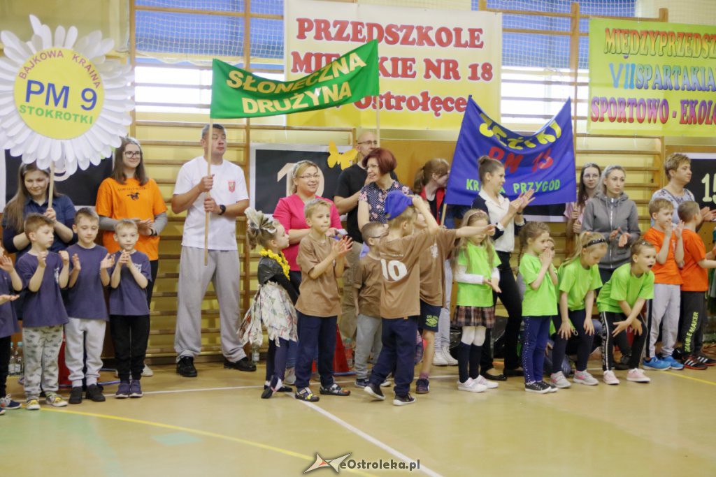 Przedszkolna spartakiada w „osiemnastce” [WIDEO, ZDJĘCIA] - zdjęcie #36 - eOstroleka.pl