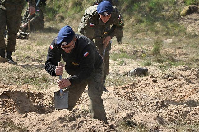 Obóz szkoleniowy dla uczniów o profilu wojskowym w ZSZ Nr 2 [5-10.05.2019] - zdjęcie #20 - eOstroleka.pl