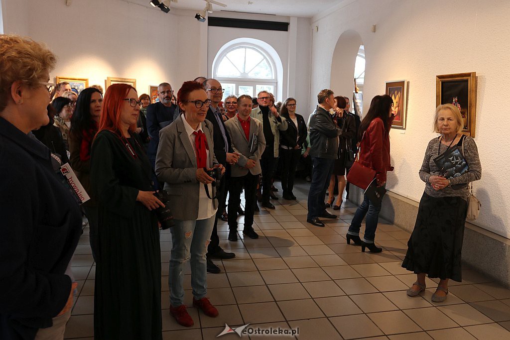 Wernisaż wystawy malarstwa Rafała Olbińskiego [16.5.2019] - zdjęcie #6 - eOstroleka.pl