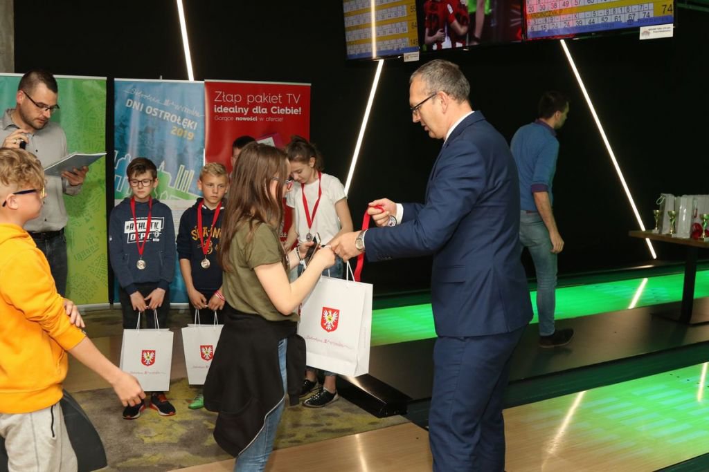 I Mistrzostwa Ostrołęki w bowlingu za nami [17.05.2019] - zdjęcie #7 - eOstroleka.pl