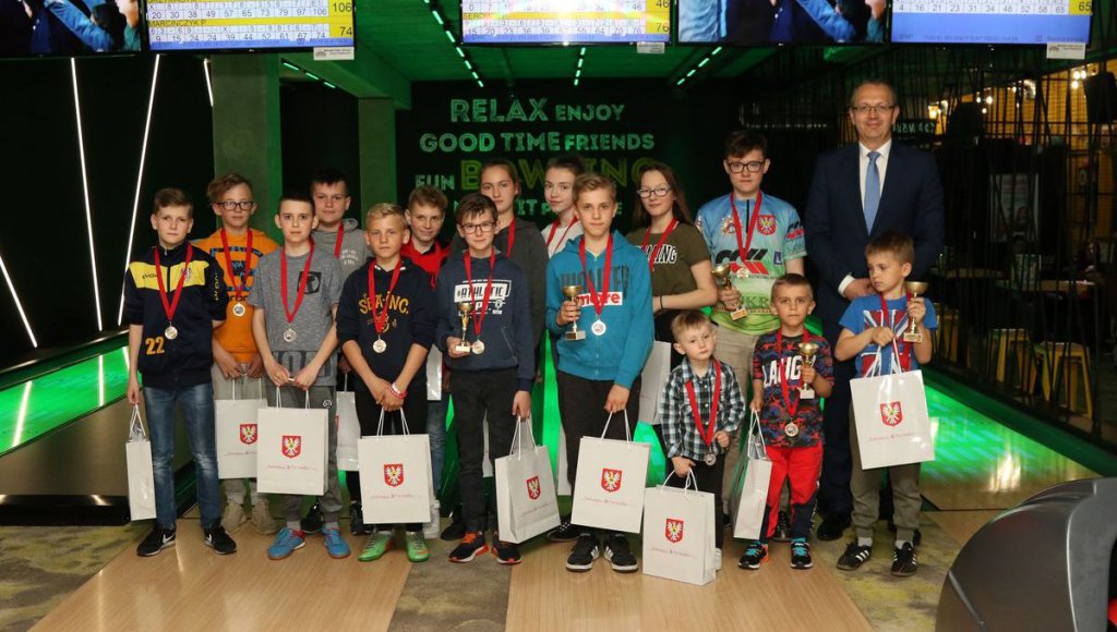 I Mistrzostwa Ostrołęki w bowlingu za nami [17.05.2019] - zdjęcie #18 - eOstroleka.pl