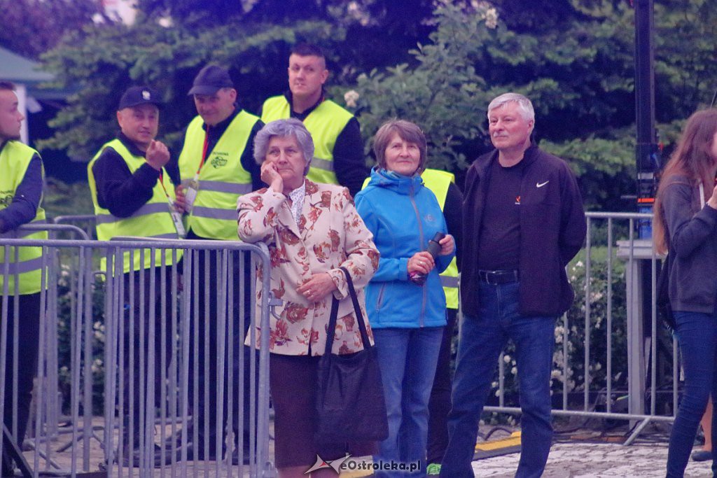 Gwiazda „Majówki Ostrołęckiej” - węgierski zespół  Söndörgö [18.05.2019] - zdjęcie #50 - eOstroleka.pl