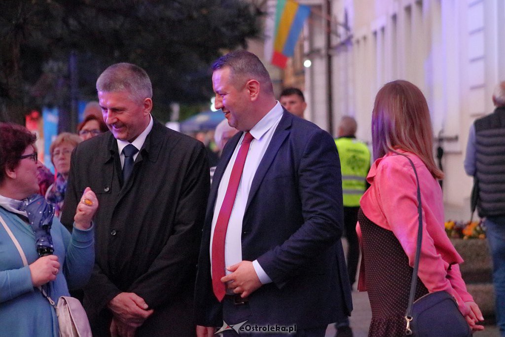 Gwiazda „Majówki Ostrołęckiej” - węgierski zespół  Söndörgö [18.05.2019] - zdjęcie #34 - eOstroleka.pl