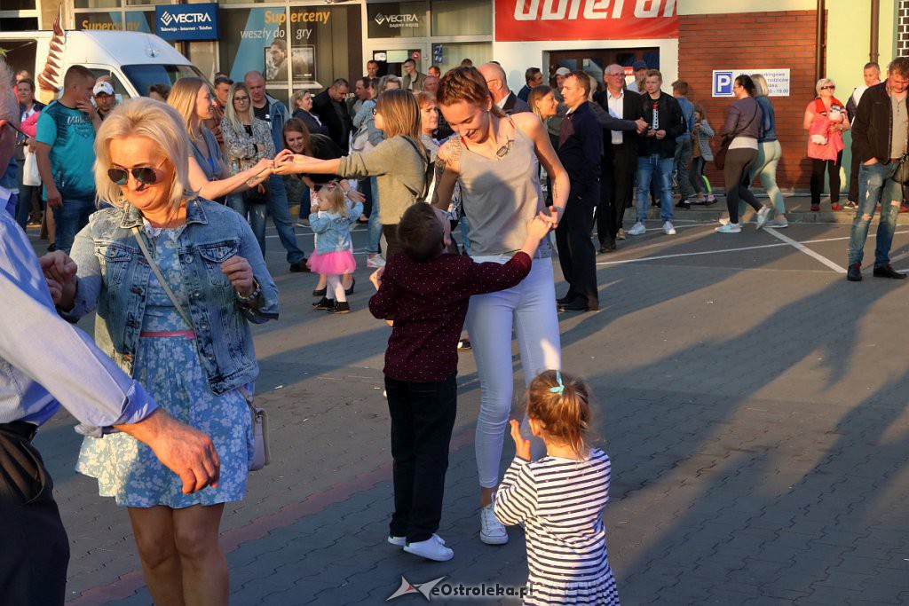 Festyn rodzinny na 60-lecie istnienia OSM [WIDEO, ZDJĘCIA] - zdjęcie #25 - eOstroleka.pl
