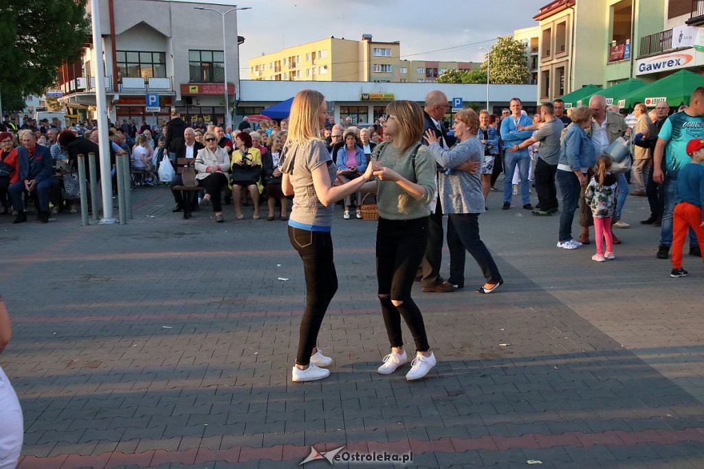 Festyn rodzinny na 60-lecie istnienia OSM [WIDEO, ZDJĘCIA] - zdjęcie #24 - eOstroleka.pl