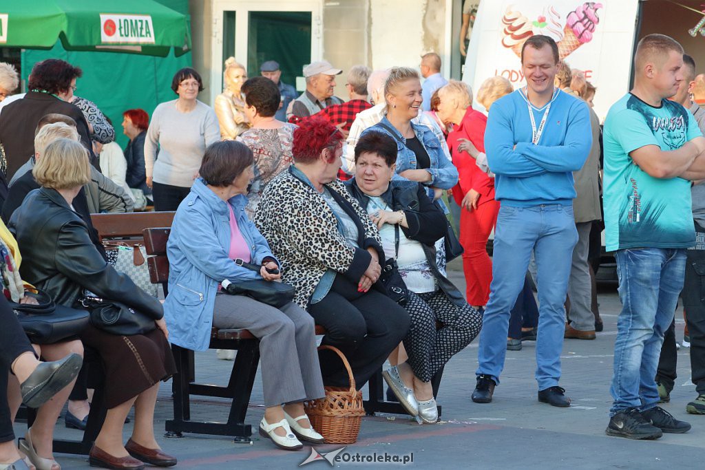 Festyn rodzinny na 60-lecie istnienia OSM [WIDEO, ZDJĘCIA] - zdjęcie #17 - eOstroleka.pl