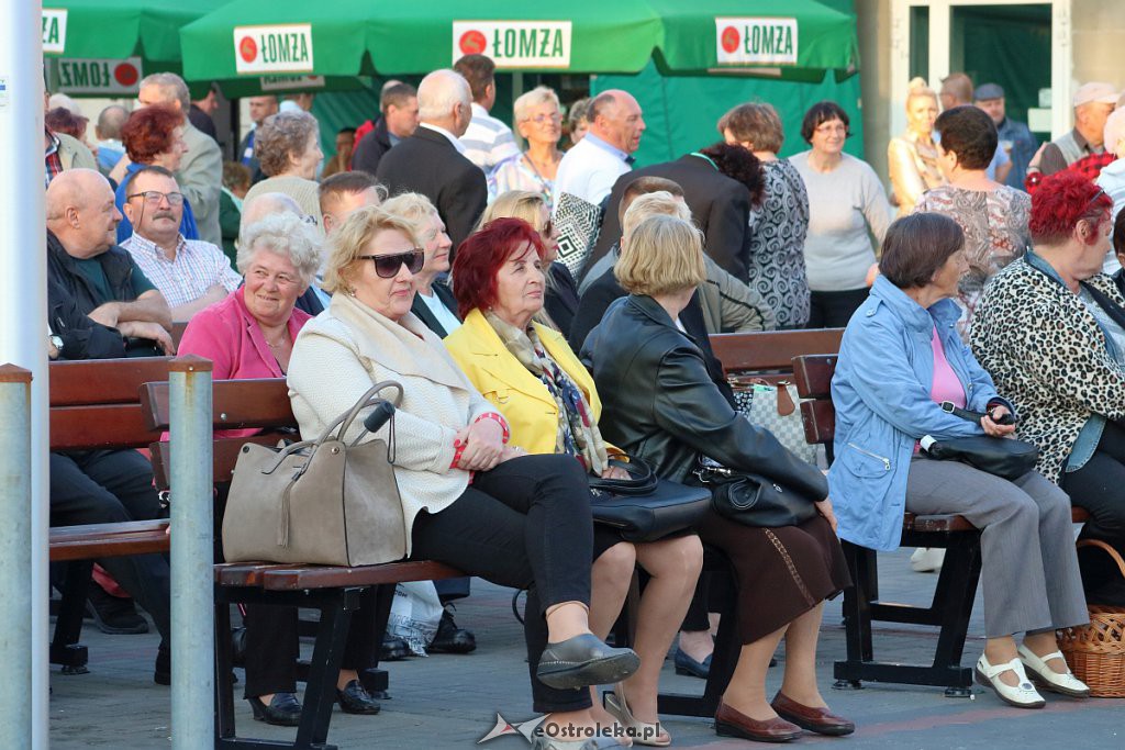 Festyn rodzinny na 60-lecie istnienia OSM [WIDEO, ZDJĘCIA] - zdjęcie #16 - eOstroleka.pl