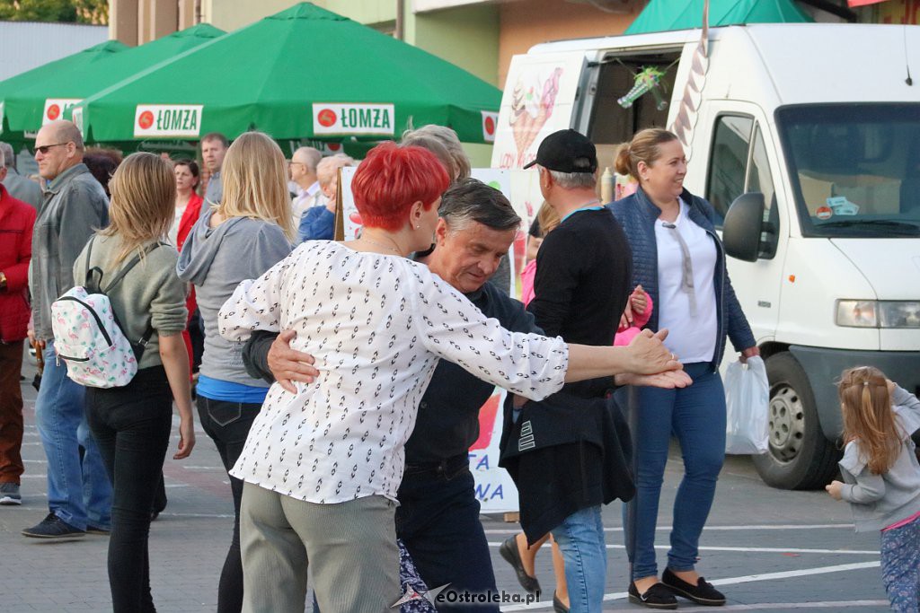 Festyn rodzinny na 60-lecie istnienia OSM [WIDEO, ZDJĘCIA] - zdjęcie #3 - eOstroleka.pl