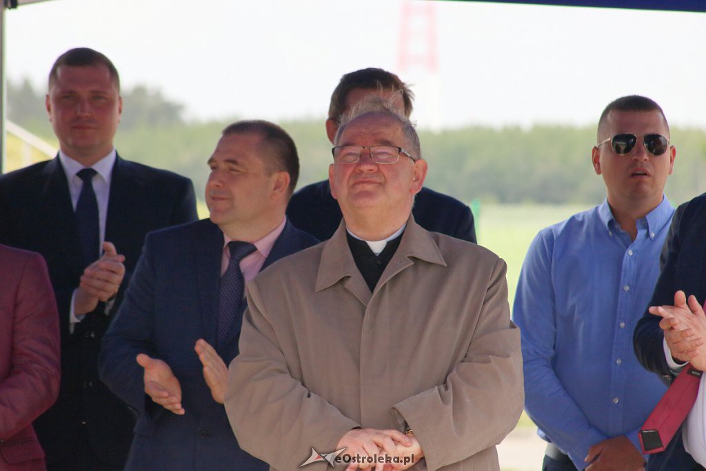 Więźniowie z ZK w Przytułach będą mieli pracę. Wmurowano akt erekcyjny pod budowę hali [WIDEO, ZDJĘCIA] - zdjęcie #63 - eOstroleka.pl
