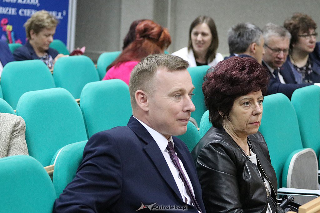 Podpisanie umów na dofinansowania dla gmin [22.5.2019] - zdjęcie #39 - eOstroleka.pl