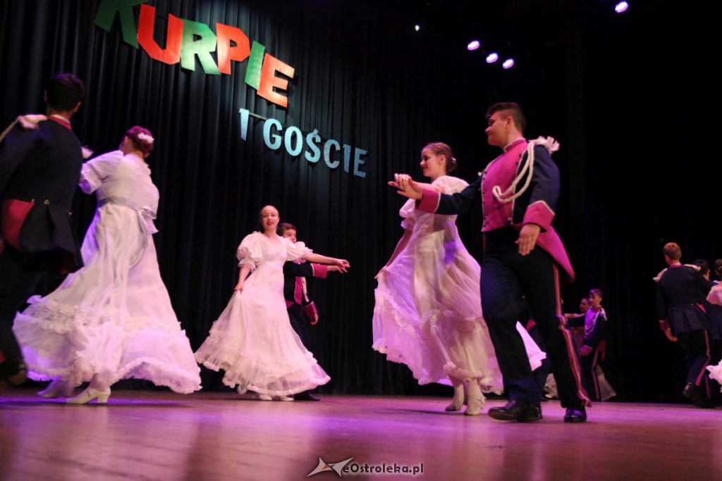 Zespół Pieśni i Tańca Kurpie na Dzień Mamy [WIDEO, ZDJĘCIA] - zdjęcie #14 - eOstroleka.pl