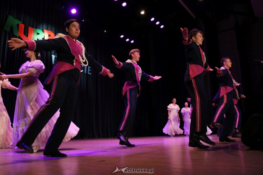 Zespół Pieśni i Tańca Kurpie na Dzień Mamy [WIDEO, ZDJĘCIA] - zdjęcie #9 - eOstroleka.pl