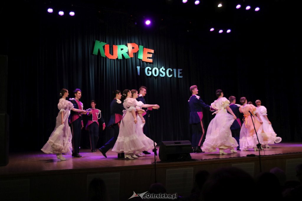 Zespół Pieśni i Tańca Kurpie na Dzień Mamy [WIDEO, ZDJĘCIA] - zdjęcie #3 - eOstroleka.pl