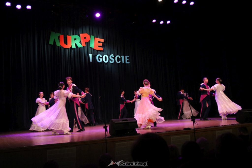 Zespół Pieśni i Tańca Kurpie na Dzień Mamy [WIDEO, ZDJĘCIA] - zdjęcie #2 - eOstroleka.pl