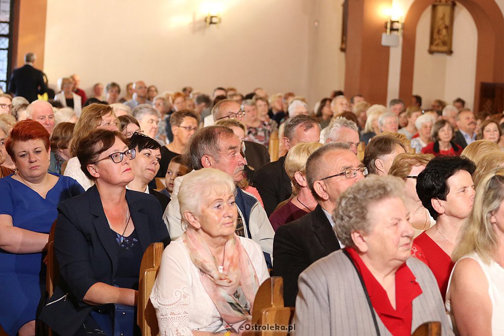  Diecezjalna Pielgrzymka Przyjaciół Rodziny Radia Maryja w Ostrołęce [27.05.2019] - zdjęcie #52 - eOstroleka.pl