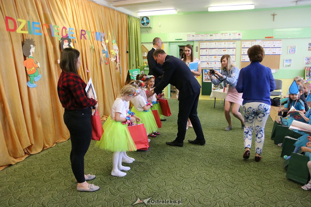 Przegląd Dziecięce Rytmy w „dziesiątce” [29.05.2019] - zdjęcie #11 - eOstroleka.pl