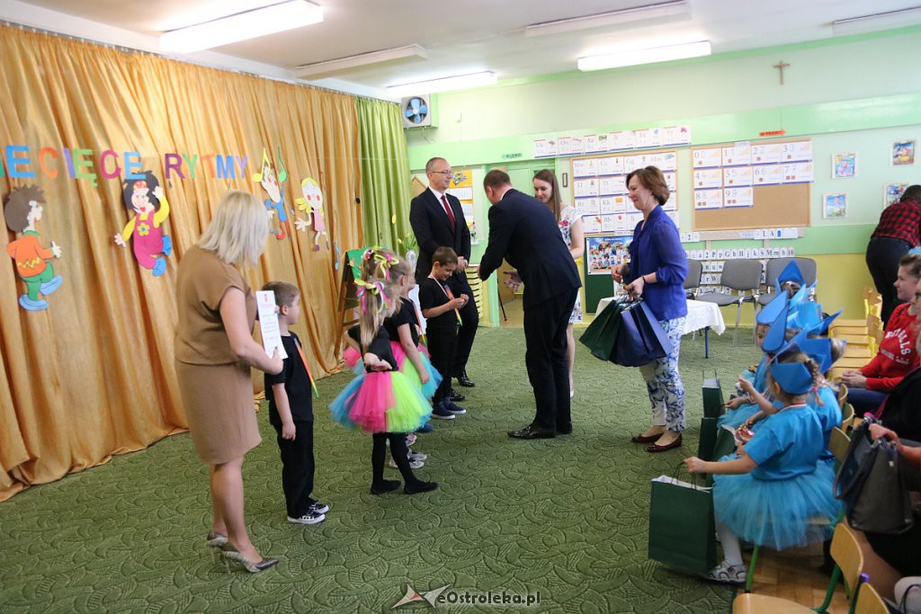 Przegląd Dziecięce Rytmy w „dziesiątce” [29.05.2019] - zdjęcie #4 - eOstroleka.pl