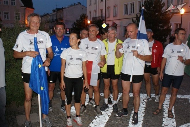 Rowerzyści z Węgier w Ostrołęce (09/08/2010) - zdjęcie #14 - eOstroleka.pl