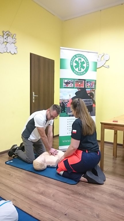 Otwarty kurs pierwszej pomocy z Grupą Ratowniczą Nadzieja [31.05.2019] - zdjęcie #21 - eOstroleka.pl