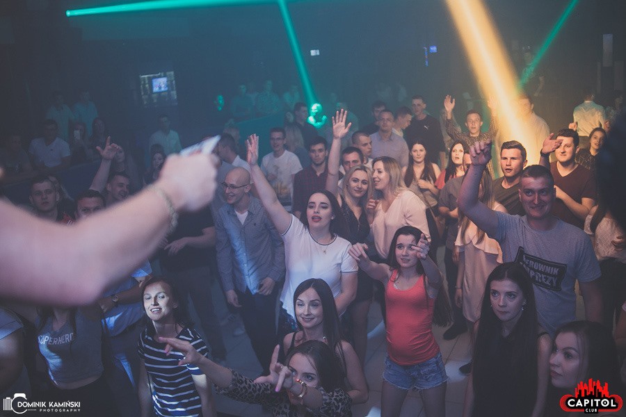 Gala disco w Clubie Capitol Sypniewo [ZDJĘCIA] - zdjęcie #33 - eOstroleka.pl
