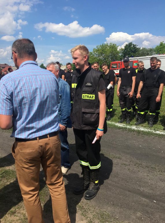 Gminne zawody sportowo-pożarnicze [ZDJĘCIA] - zdjęcie #54 - eOstroleka.pl
