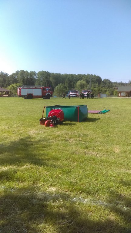 Gminne zawody sportowo-pożarnicze [ZDJĘCIA] - zdjęcie #18 - eOstroleka.pl