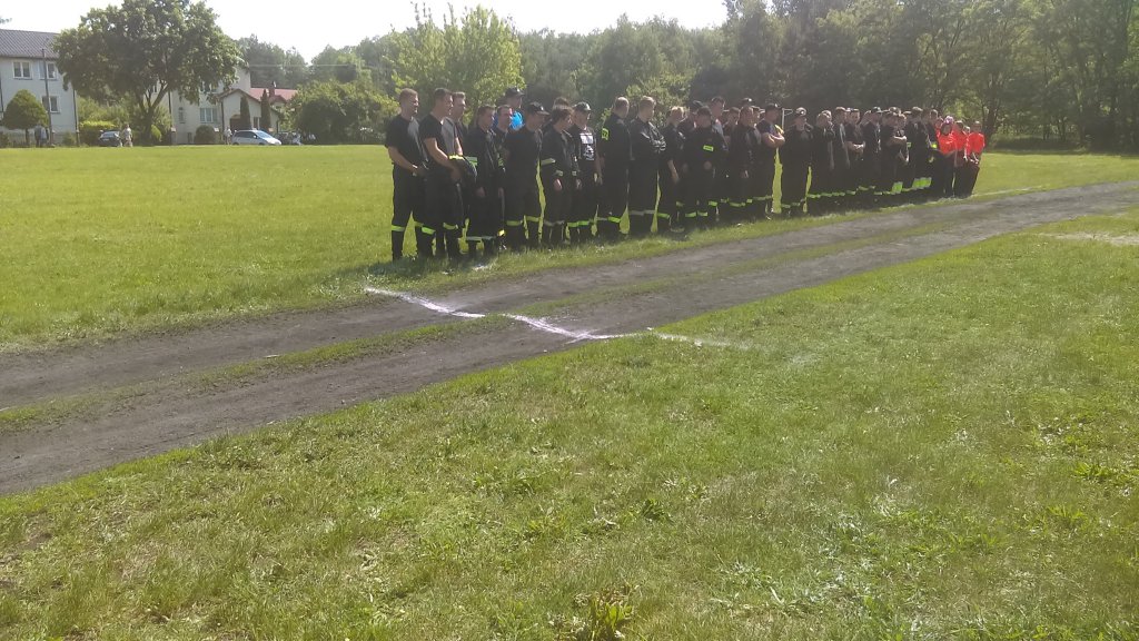 Gminne zawody sportowo-pożarnicze [ZDJĘCIA] - zdjęcie #17 - eOstroleka.pl
