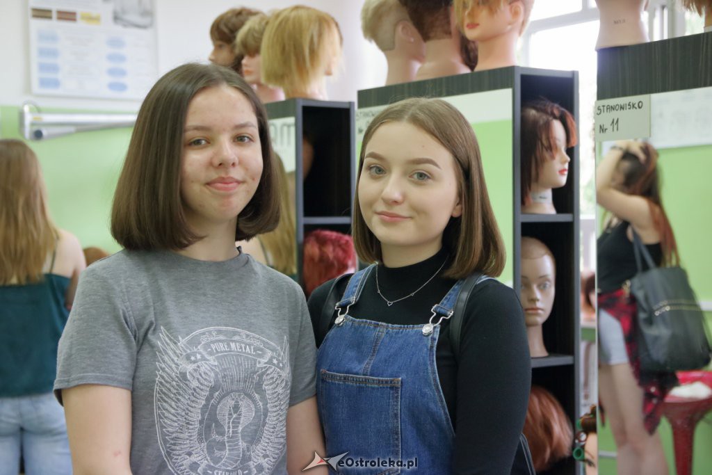 Uczennice „piątki” oddały swoje włosy fundacji Rak’n’Roll [04.06.2019] - zdjęcie #22 - eOstroleka.pl