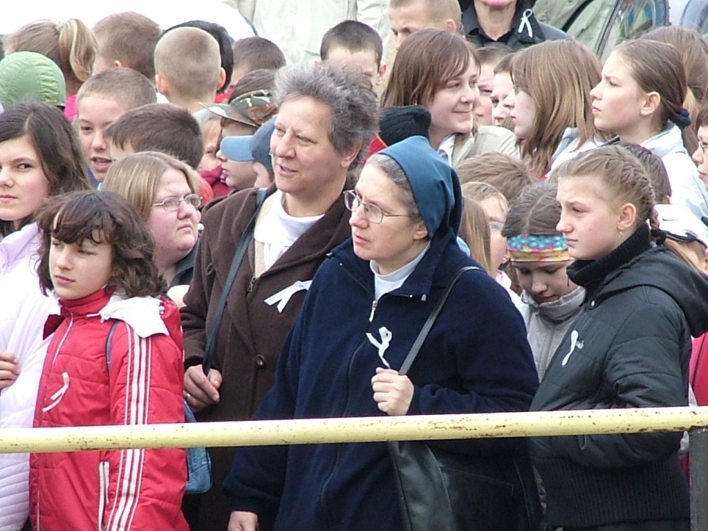 Biały Marsz dla Papieża Jana Pawła II - 2005 r. - zdjęcie #21 - eOstroleka.pl