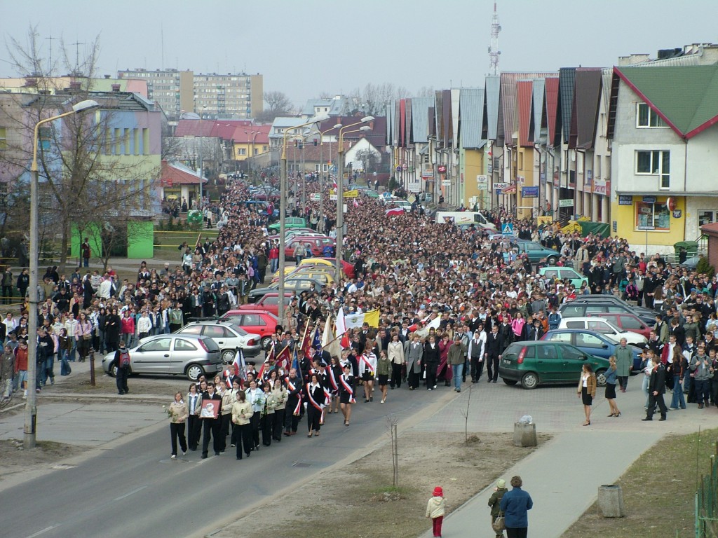 Biały Marsz dla Papieża Jana Pawła II - 2005 r. - zdjęcie #72 - eOstroleka.pl