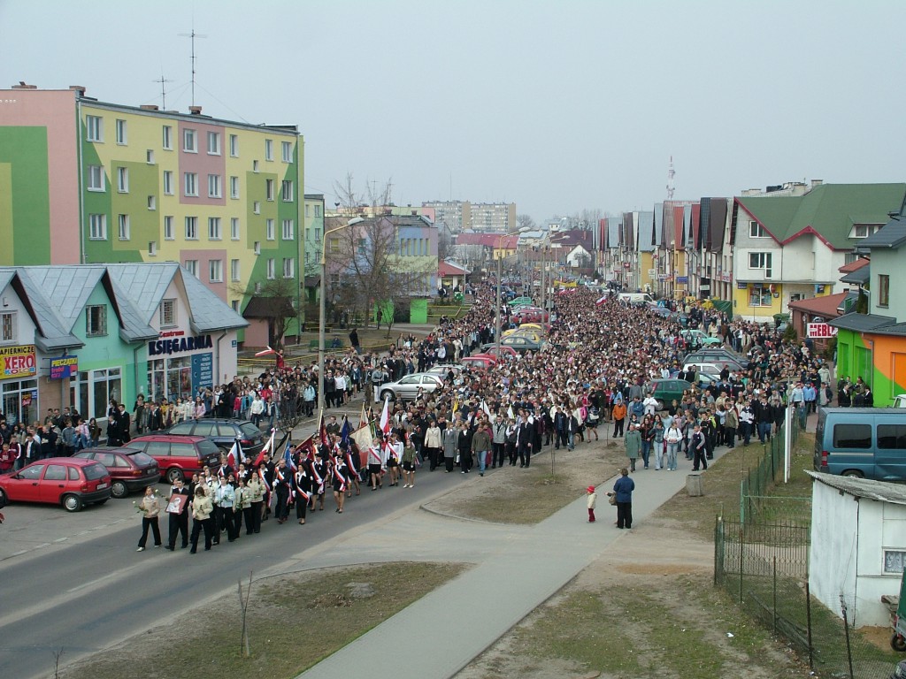 Biały Marsz dla Papieża Jana Pawła II - 2005 r. - zdjęcie #79 - eOstroleka.pl