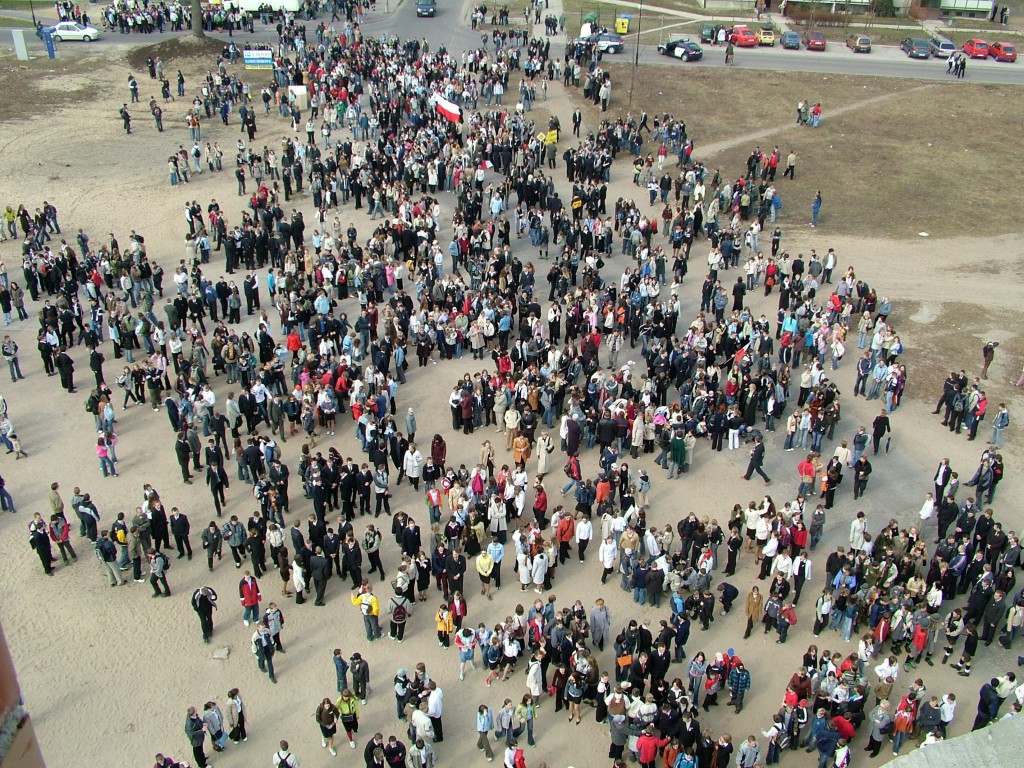 Biały Marsz dla Papieża Jana Pawła II - 2005 r. - zdjęcie #110 - eOstroleka.pl