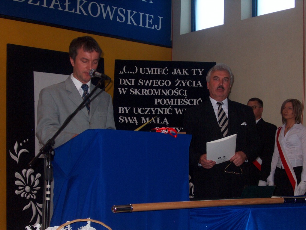 Nadanie imienia Z. Niedziałkowskiej SP 5 w Ostrołęce - zdjęcie #17 - eOstroleka.pl