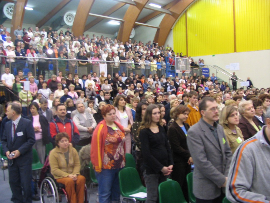 III Ostrołęckie Spotkania Charyzmatyczne - zdjęcie #12 - eOstroleka.pl